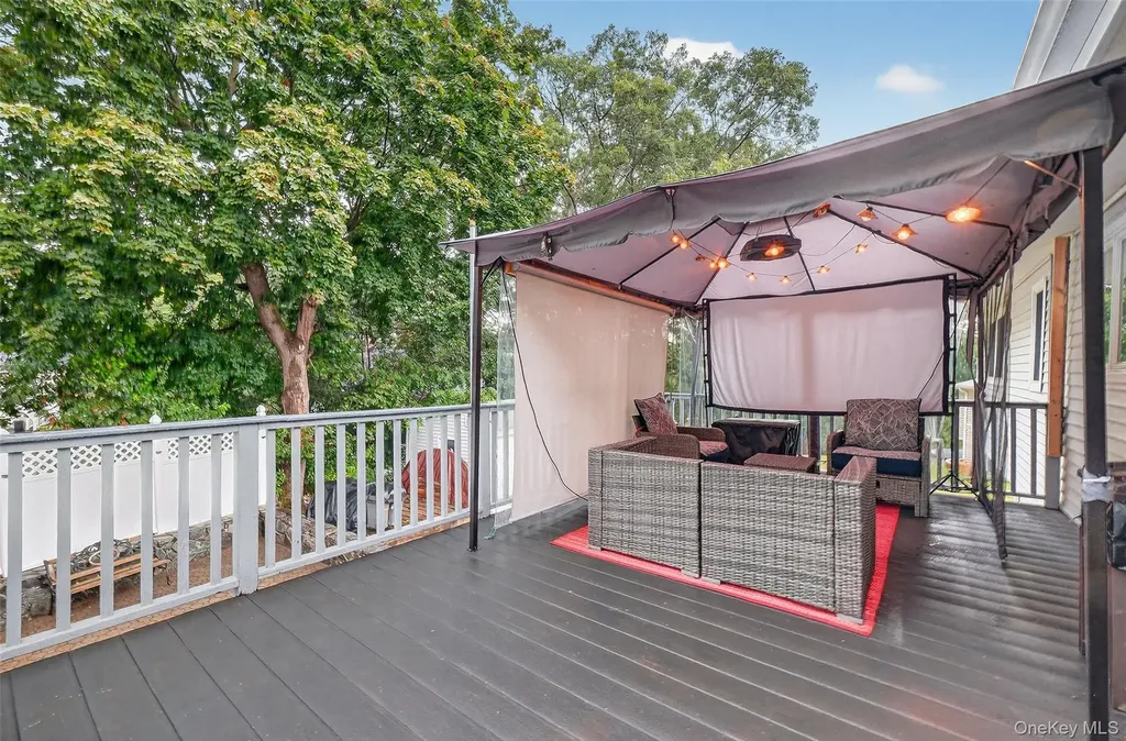149 Cole Court Buchanan NY 10511
