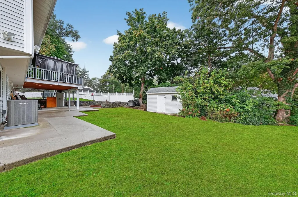149 Cole Court Buchanan NY 10511