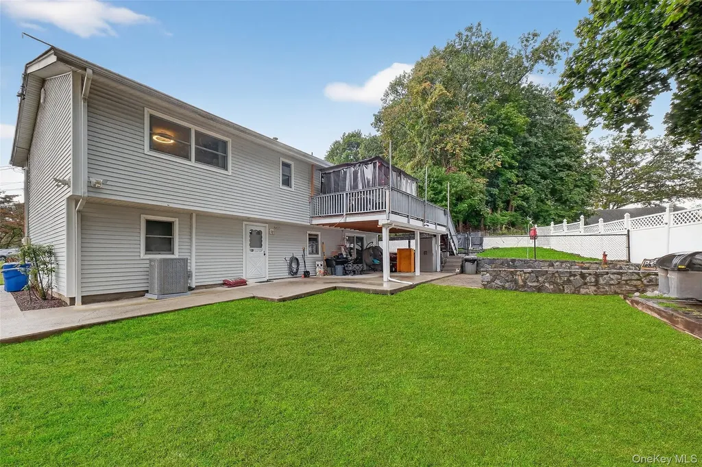 149 Cole Court Buchanan NY 10511