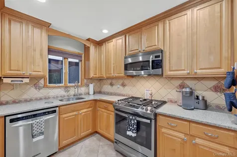 149 Cole Court Buchanan NY 10511