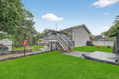 149 Cole Court Buchanan NY 10511