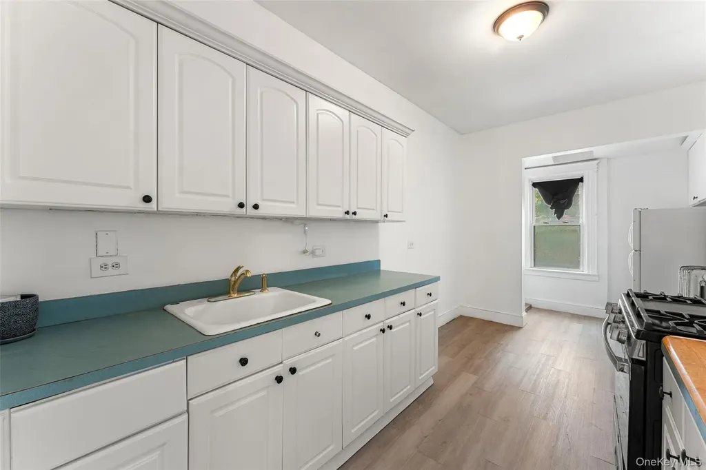 2020 Continental Avenue Bronx NY 10461