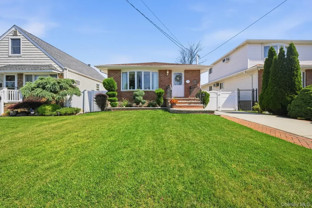 3615 Tonopah Street Seaford NY 11783