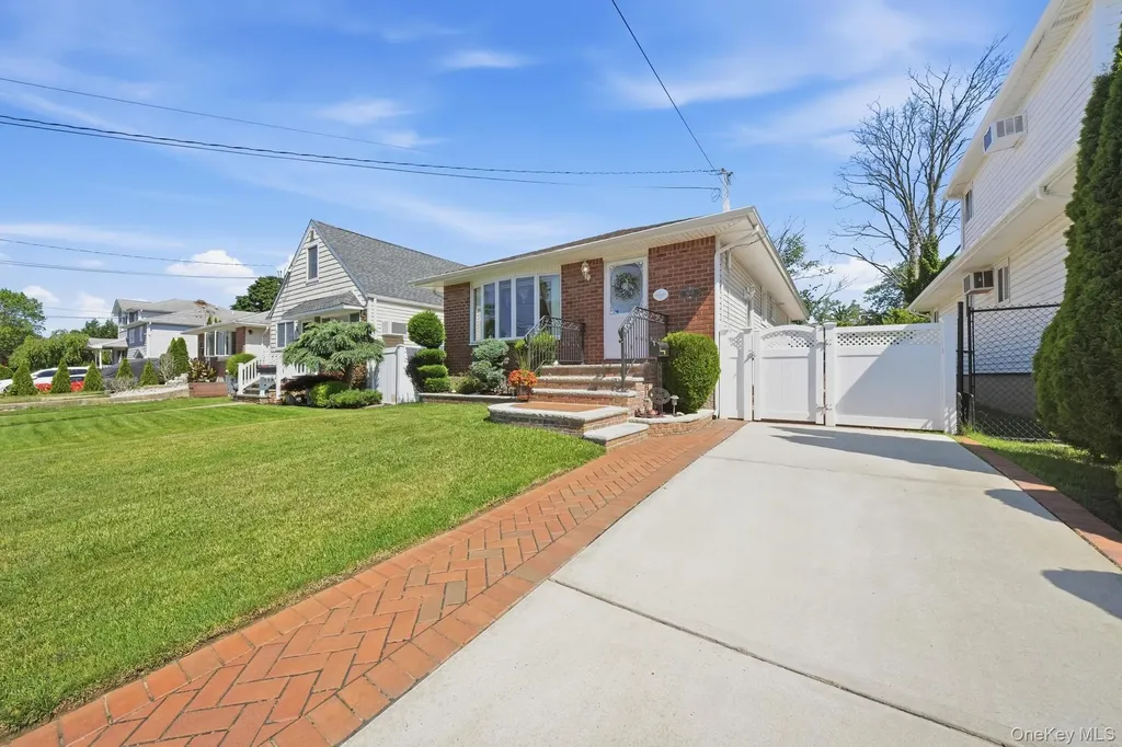 3615 Tonopah Street Seaford NY 11783