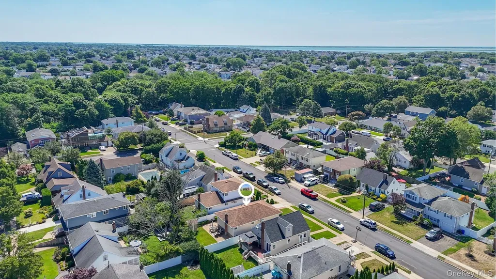 3615 Tonopah Street Seaford NY 11783