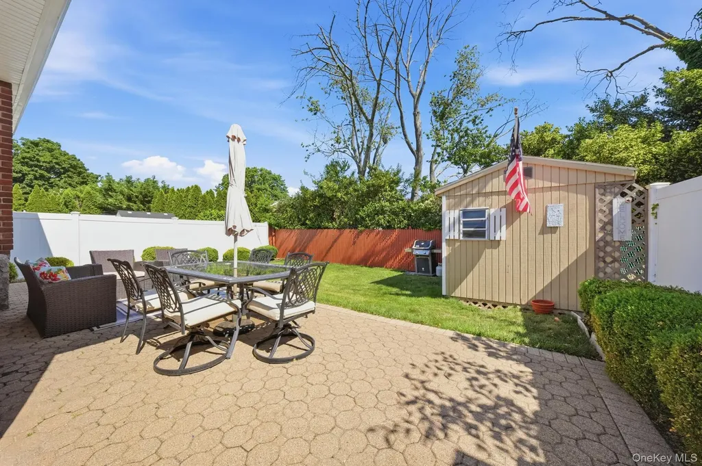 3615 Tonopah Street Seaford NY 11783