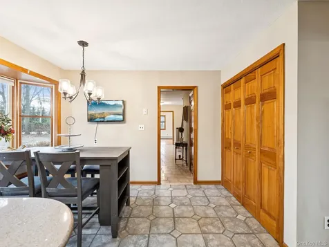 5 Linda Court Oyster Bay NY 11771