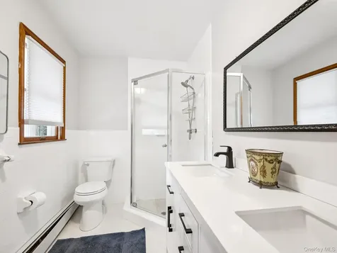 5 Linda Court Oyster Bay NY 11771