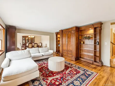 5 Linda Court Oyster Bay NY 11771