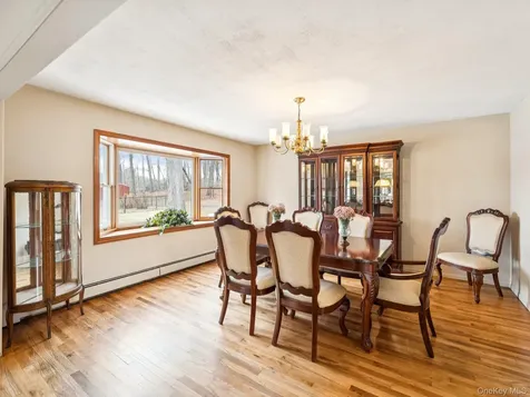 5 Linda Court Oyster Bay NY 11771