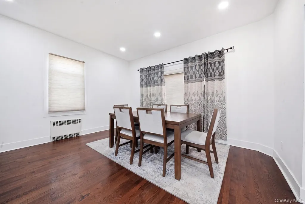 810 Wallace Avenue Baldwin NY 11510