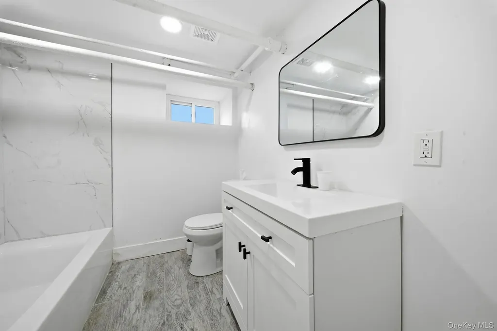 810 Wallace Avenue Baldwin NY 11510