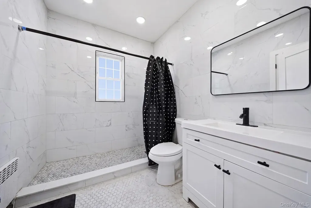 810 Wallace Avenue Baldwin NY 11510