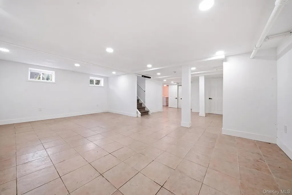 810 Wallace Avenue Baldwin NY 11510
