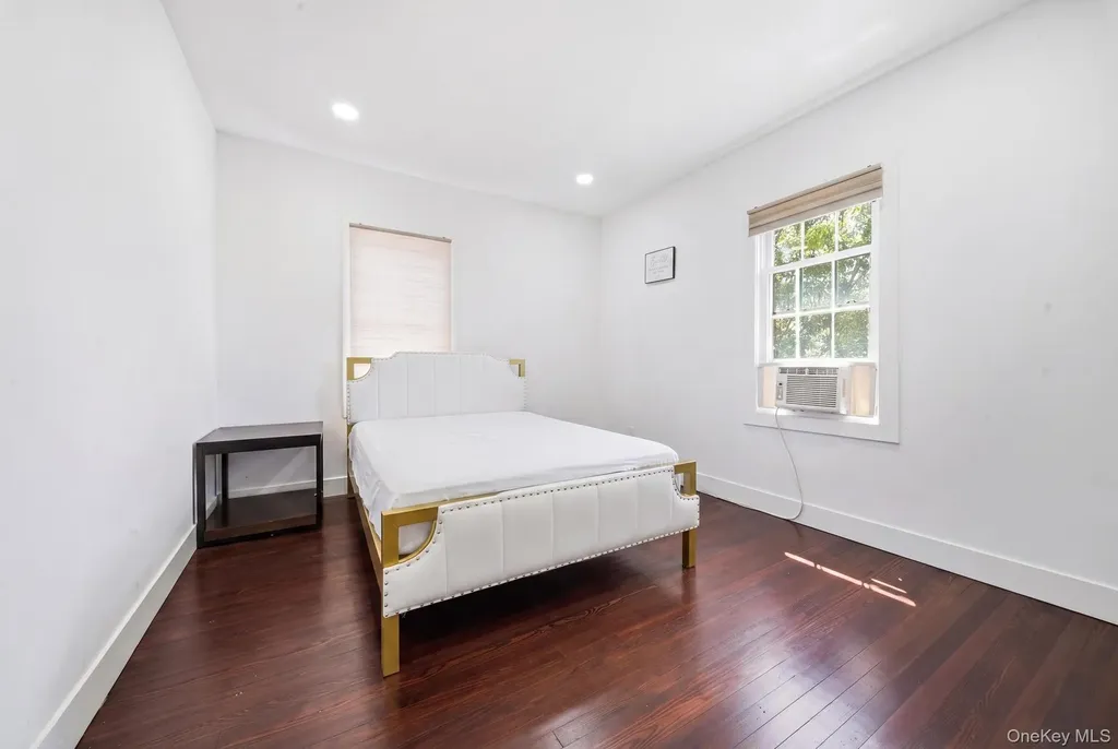 810 Wallace Avenue Baldwin NY 11510