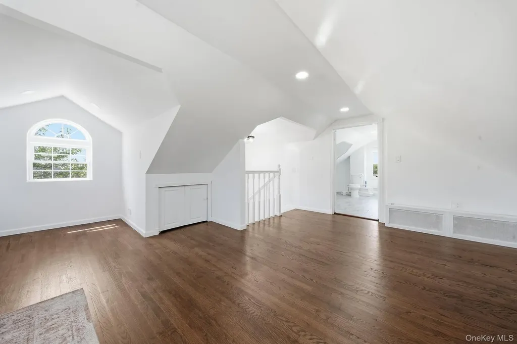 810 Wallace Avenue Baldwin NY 11510