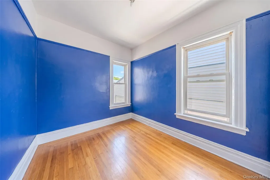 2512 Maclay Avenue Bronx NY 10461