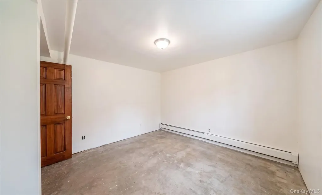 2512 Maclay Avenue Bronx NY 10461