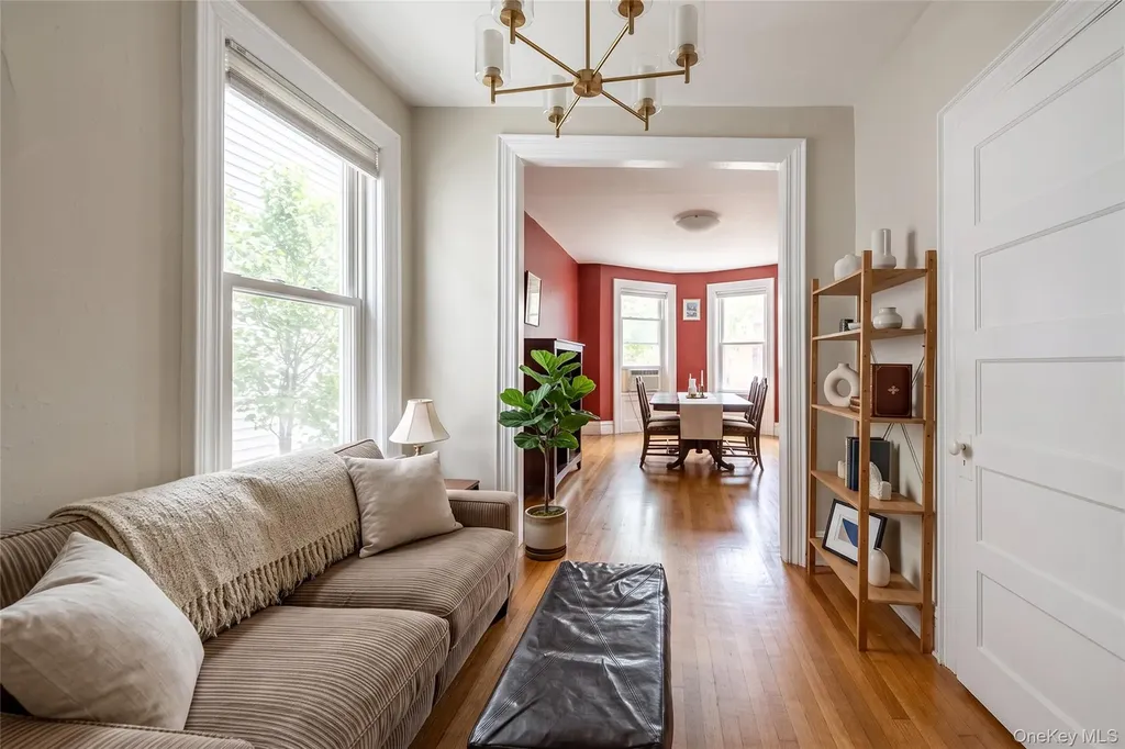 2512 Maclay Avenue Bronx NY 10461