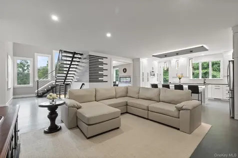 15 Somers Hills Road Carmel NY 10512