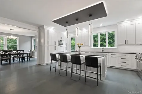 15 Somers Hills Road Carmel NY 10512