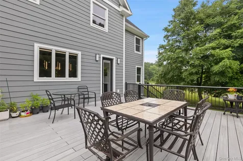 15 Somers Hills Road Carmel NY 10512