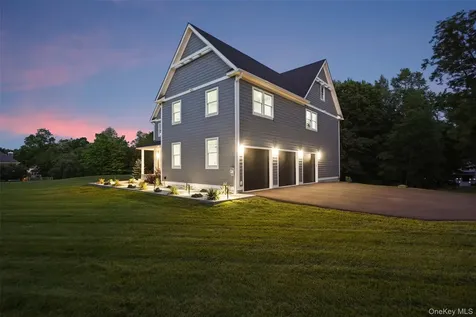 15 Somers Hills Road Carmel NY 10512