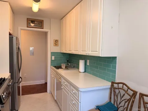 499 N Broadway White Plains NY 10603