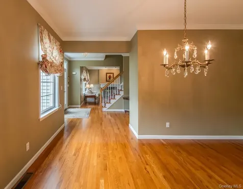 100 Rockledge Drive Pleasant Valley NY 12569