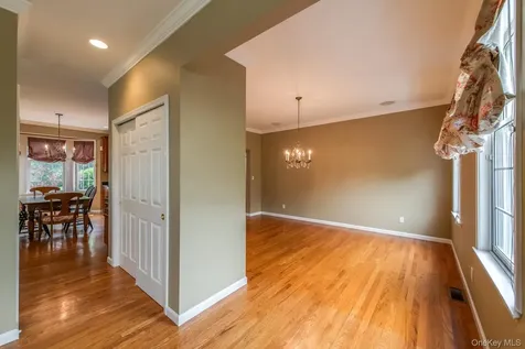 100 Rockledge Drive Pleasant Valley NY 12569