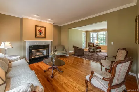 100 Rockledge Drive Pleasant Valley NY 12569