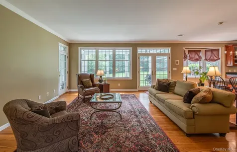 100 Rockledge Drive Pleasant Valley NY 12569