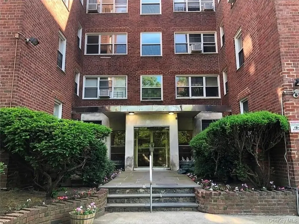 1234 Midland Avenue Bronxville NY 10708