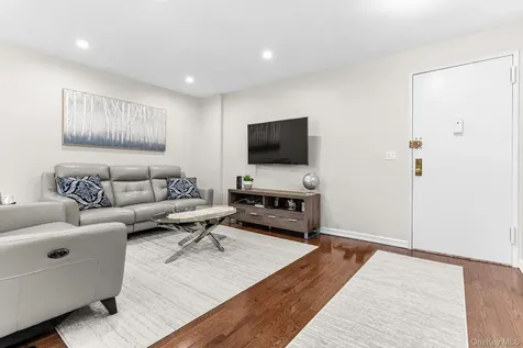632 Palmer Road Yonkers NY 10701