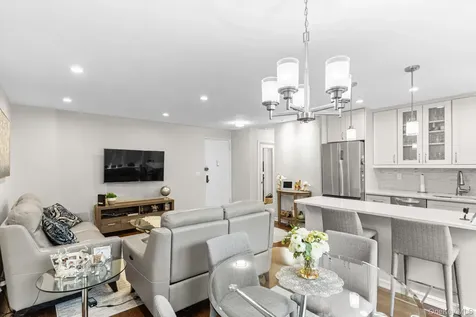 632 Palmer Road Yonkers NY 10701