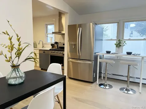 20 Walters Avenue Syosset NY 11791