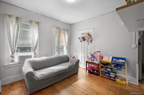 15 Bulkley Avenue Port Chester NY 10573