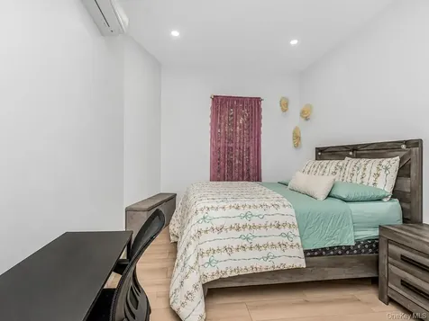 514 E 188th Street Bronx NY 10458