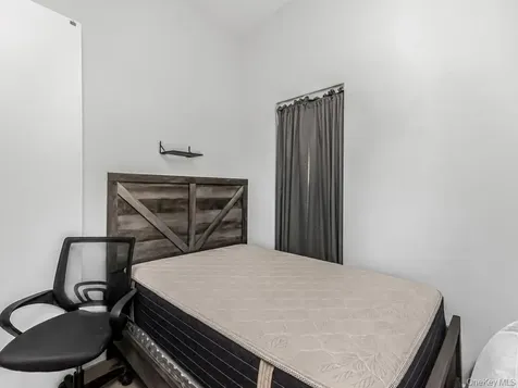514 E 188th Street Bronx NY 10458