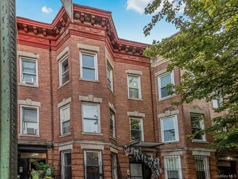 514 E 188th Street Bronx NY 10458