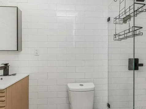 514 E 188th Street Bronx NY 10458