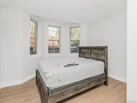 514 E 188th Street Bronx NY 10458