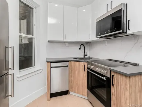 514 E 188th Street Bronx NY 10458