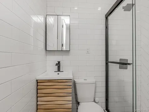 514 E 188th Street Bronx NY 10458