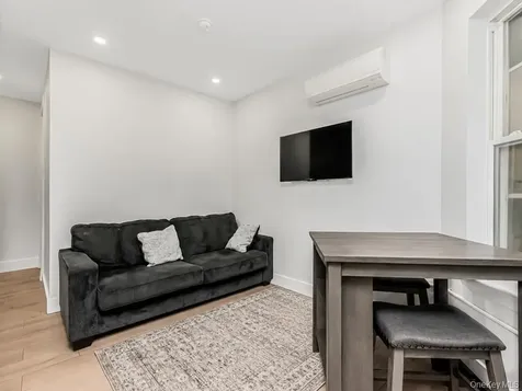 514 E 188th Street Bronx NY 10458