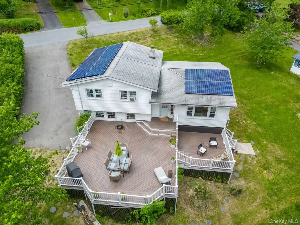 18 Valley Drive Salisbury Mills NY 12577