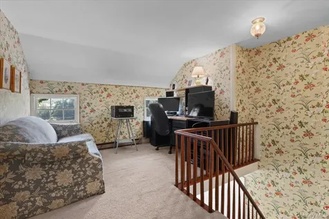 412 Succabone Road Bedford Corners NY 10549