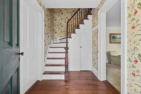 412 Succabone Road Bedford Corners NY 10549