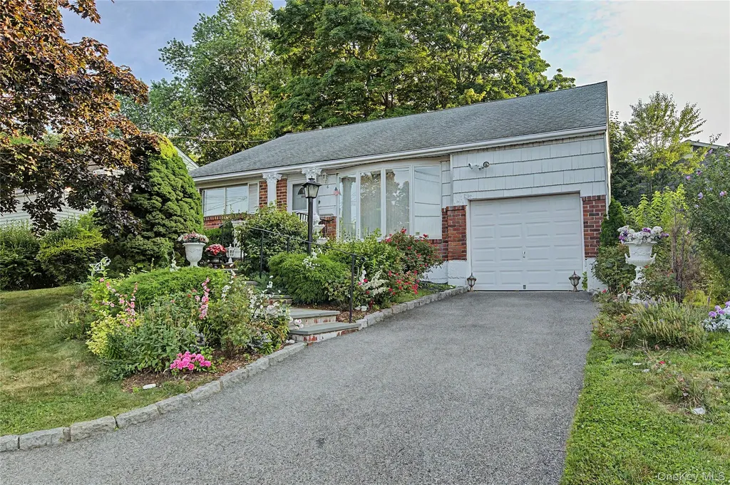 6 Westwind Road Yonkers NY 10710