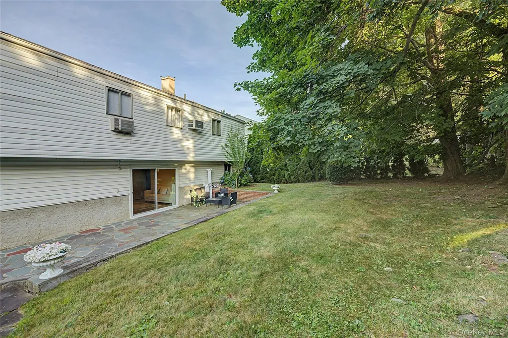 6 Westwind Road Yonkers NY 10710